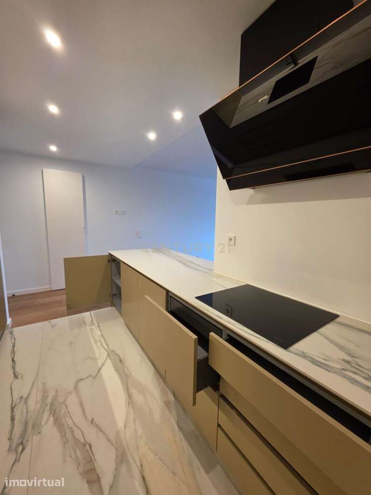 Arrendamento | Apartamento T2 Empreendimento Douro Nobilis I River Vie - Grande imagem: 4/27