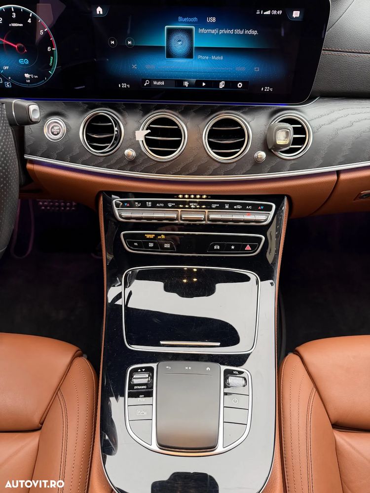 Mercedes-Benz E 300 de Aut. - 28