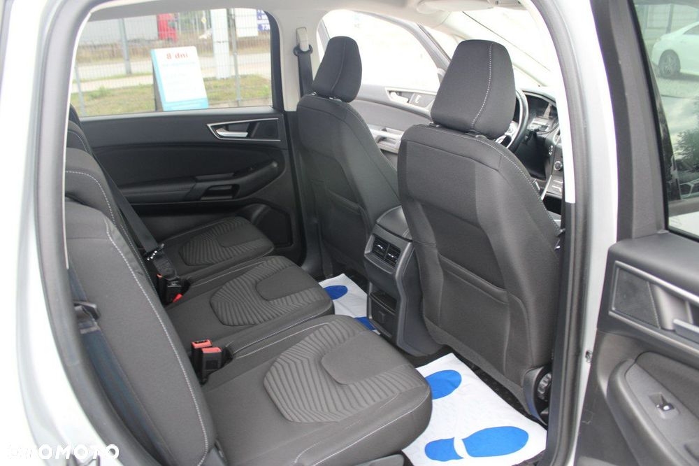 Ford S-Max - 37