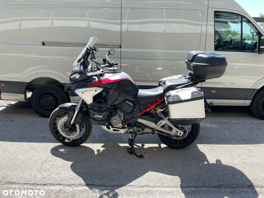 Ducati Multistrada - 2