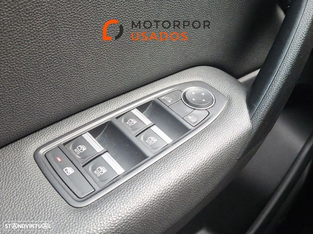 Renault Captur 1.0 TCe Techno Bi-Fuel - 15