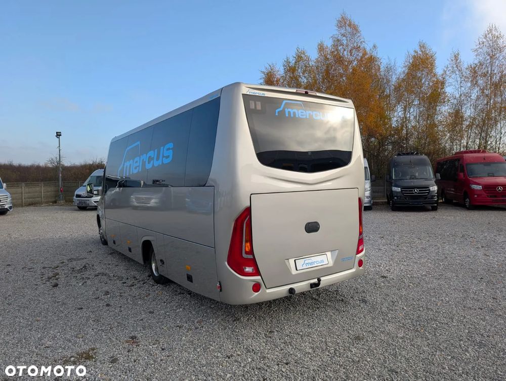 Mercedes-Benz Sprinter 519 - 10