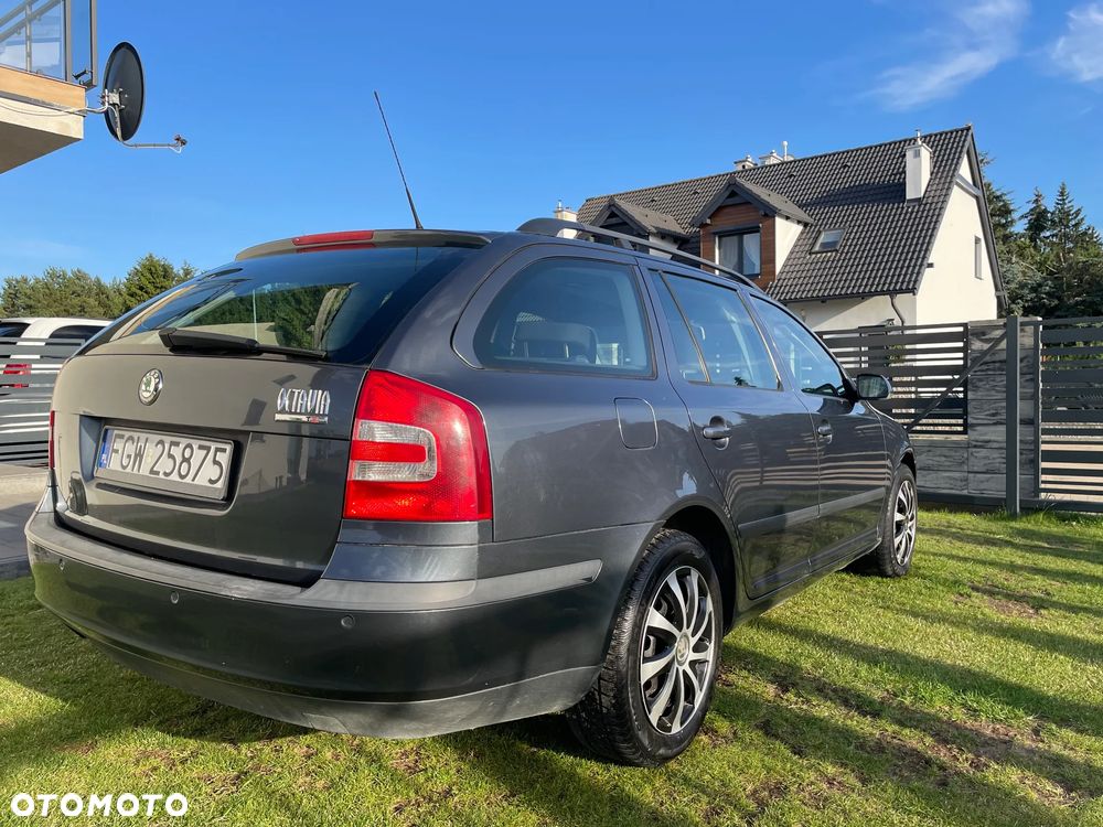 Skoda Octavia 1.8 TSI Ambiente - 7
