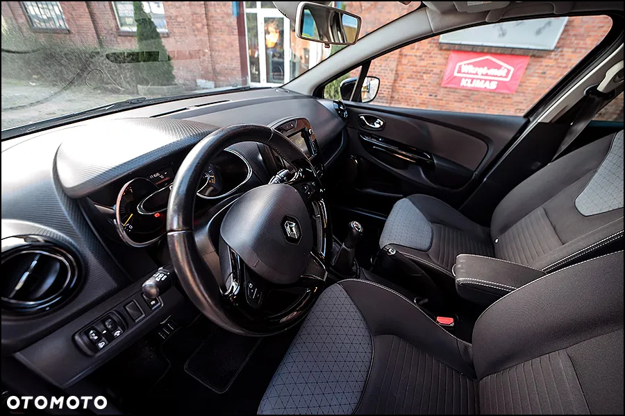 Renault Clio 0.9 TCe Limited - 16