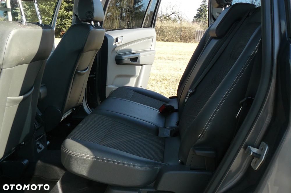 Opel Zafira - 16