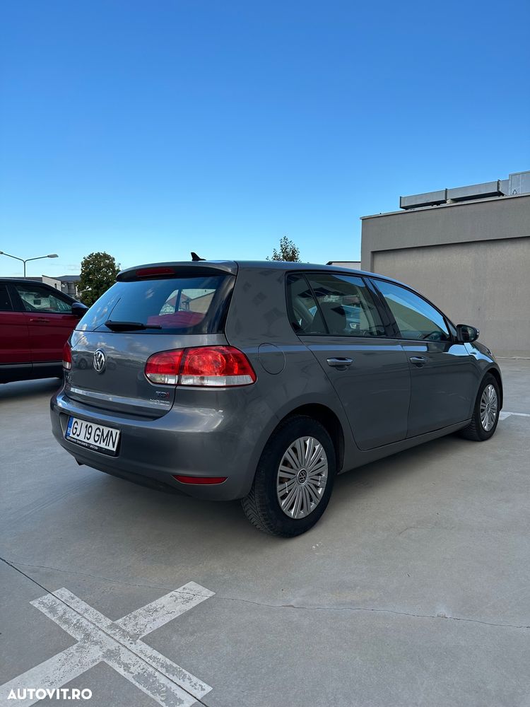 Volkswagen Golf 2011 photo 3
