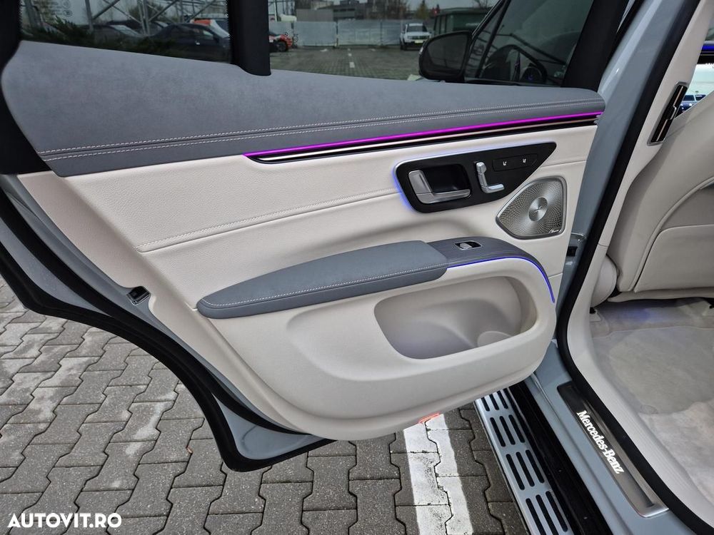 Mercedes-Benz EQS 500 4MATIC - 12