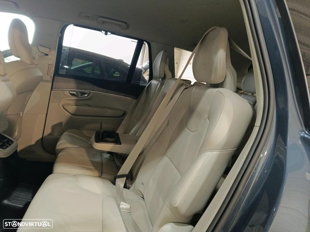 Volvo XC 90 2.0 T8 PHEV Plus Bright AWD - 9