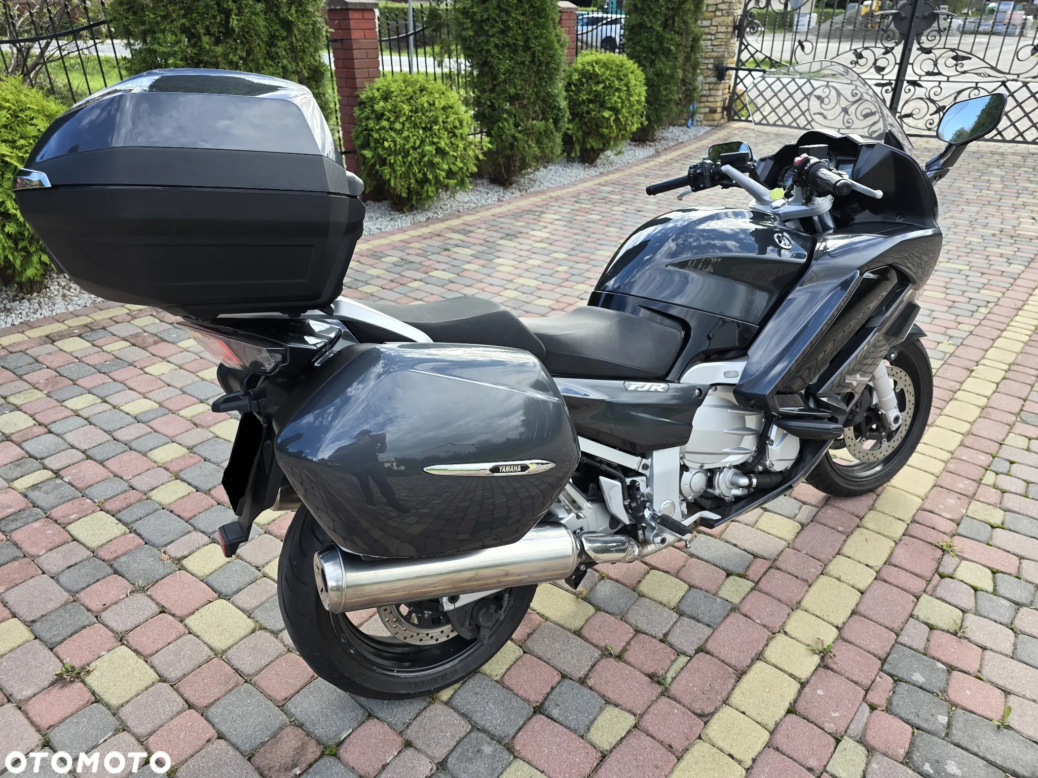 Yamaha FJR - 4