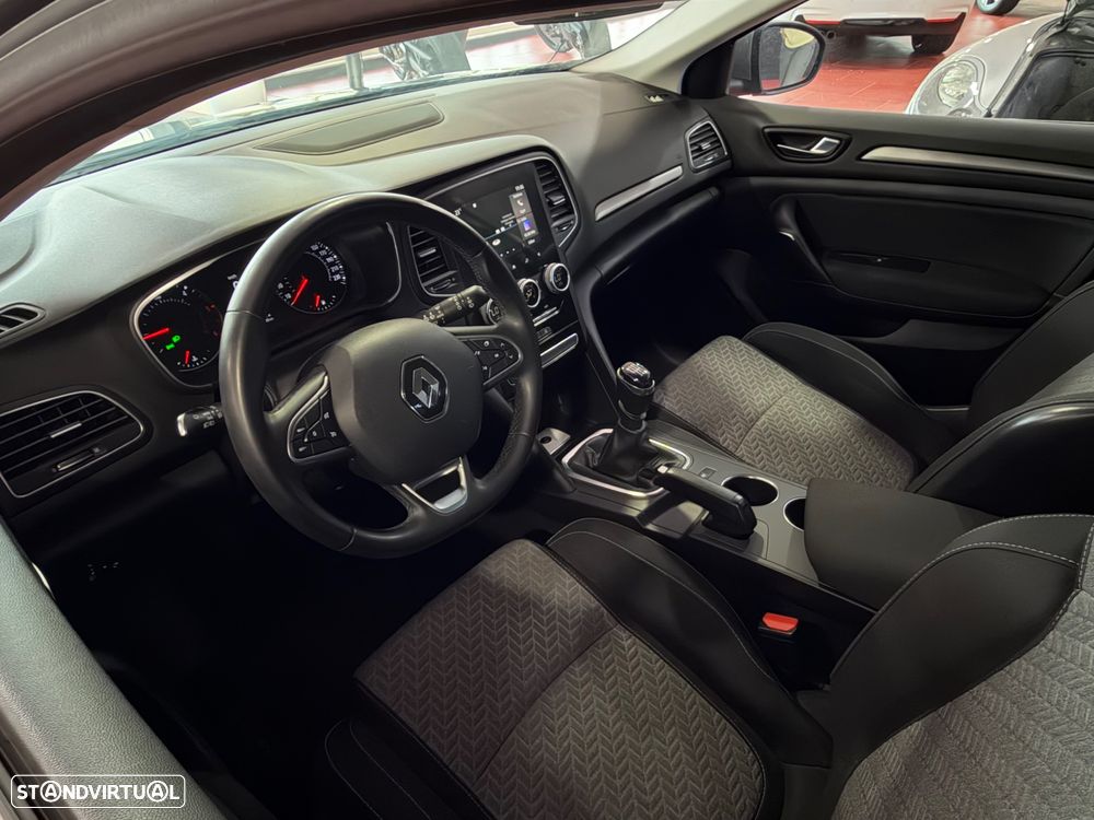 Renault Mégane 1.5 Blue dCi Limited - 17
