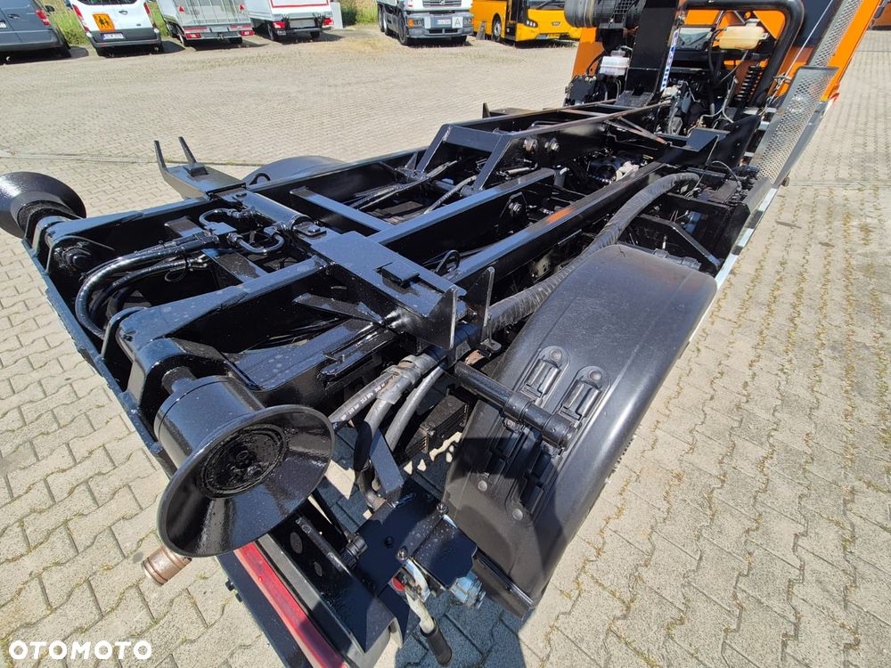 Inny AEBI MT740-S / 4X4 / POJAZD KOMUNALNY / PŁUG BUCHER / SOLARKA / PIASKARKA / HAKOWIEC / POJAZD SPECJALNY / SERWISOWANY / BEZWYPADKOWY / ODŚNIEŻANIE DRÓG / EURO 6 - 18