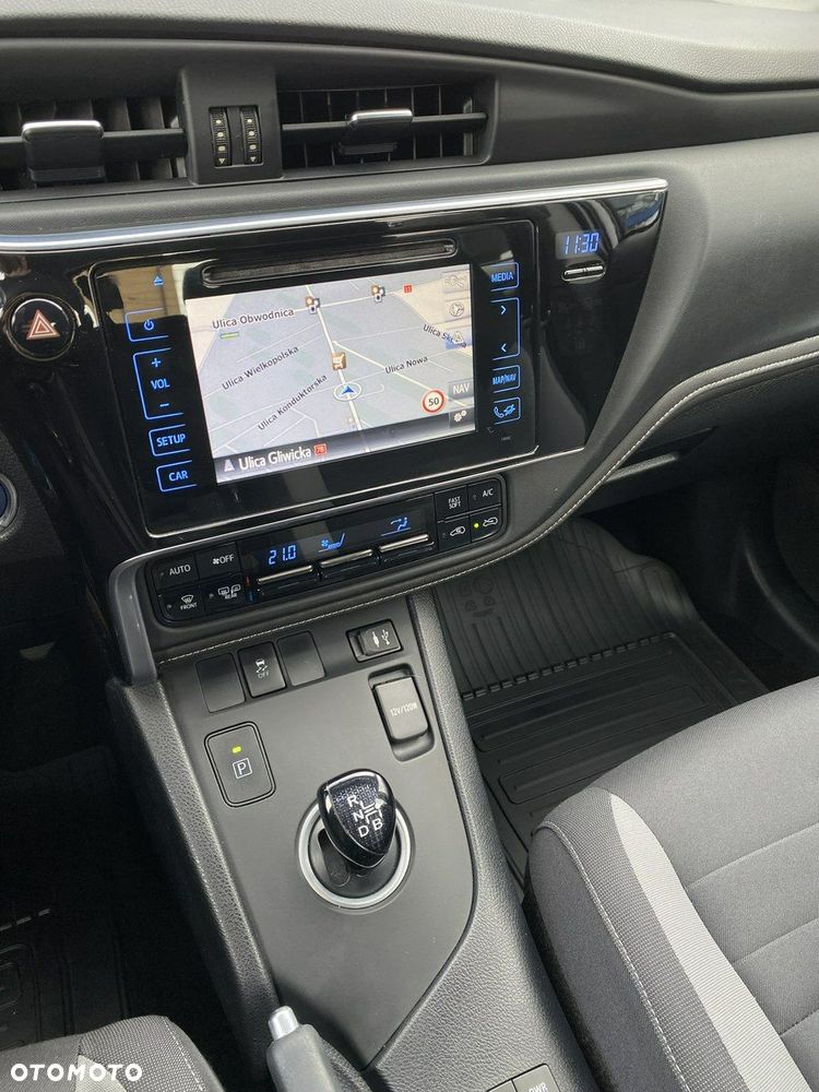 Toyota Auris - 26