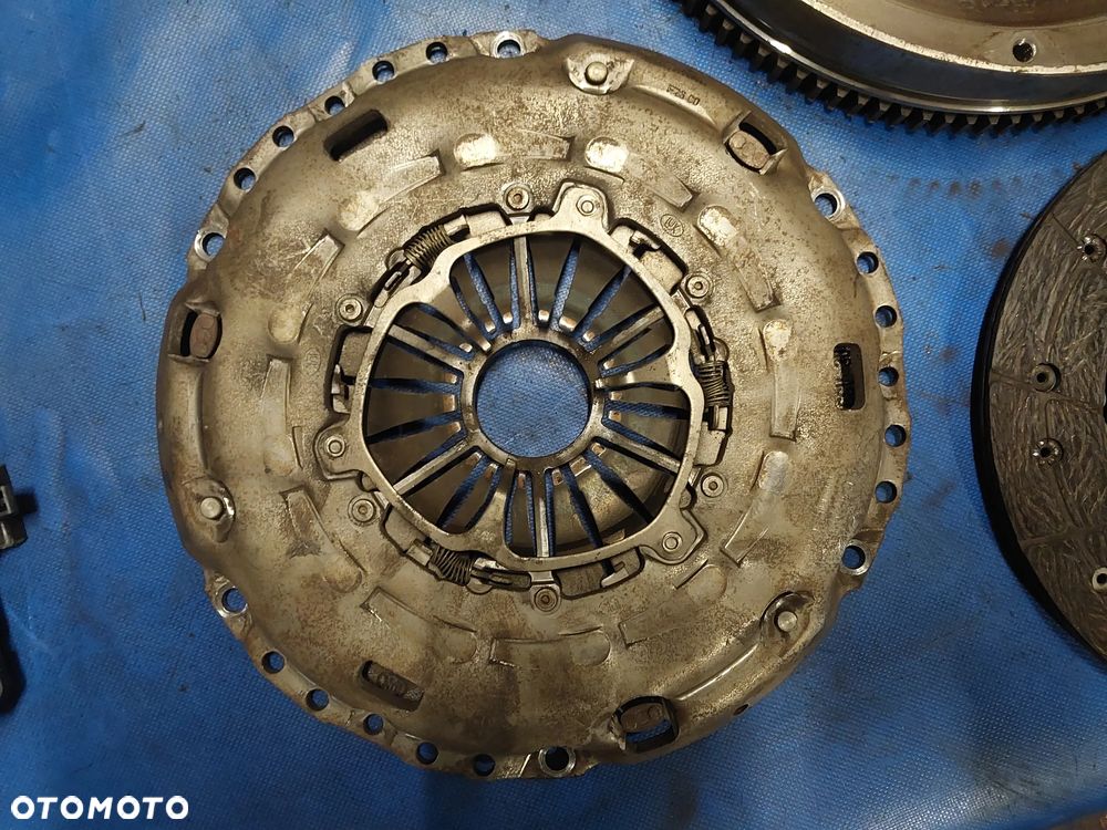 Dwumasa kompletna sprzęgło kompletne Opel Astra H Vectra C Zafira B 1.9 CDTI 120 - 150KM Fiat Grande Punto Saab 93 9-5 1.9 JTD TID koło dwumasowe 4150241-10 LUK tarcza docisk KOMPLET jak nowe - 7