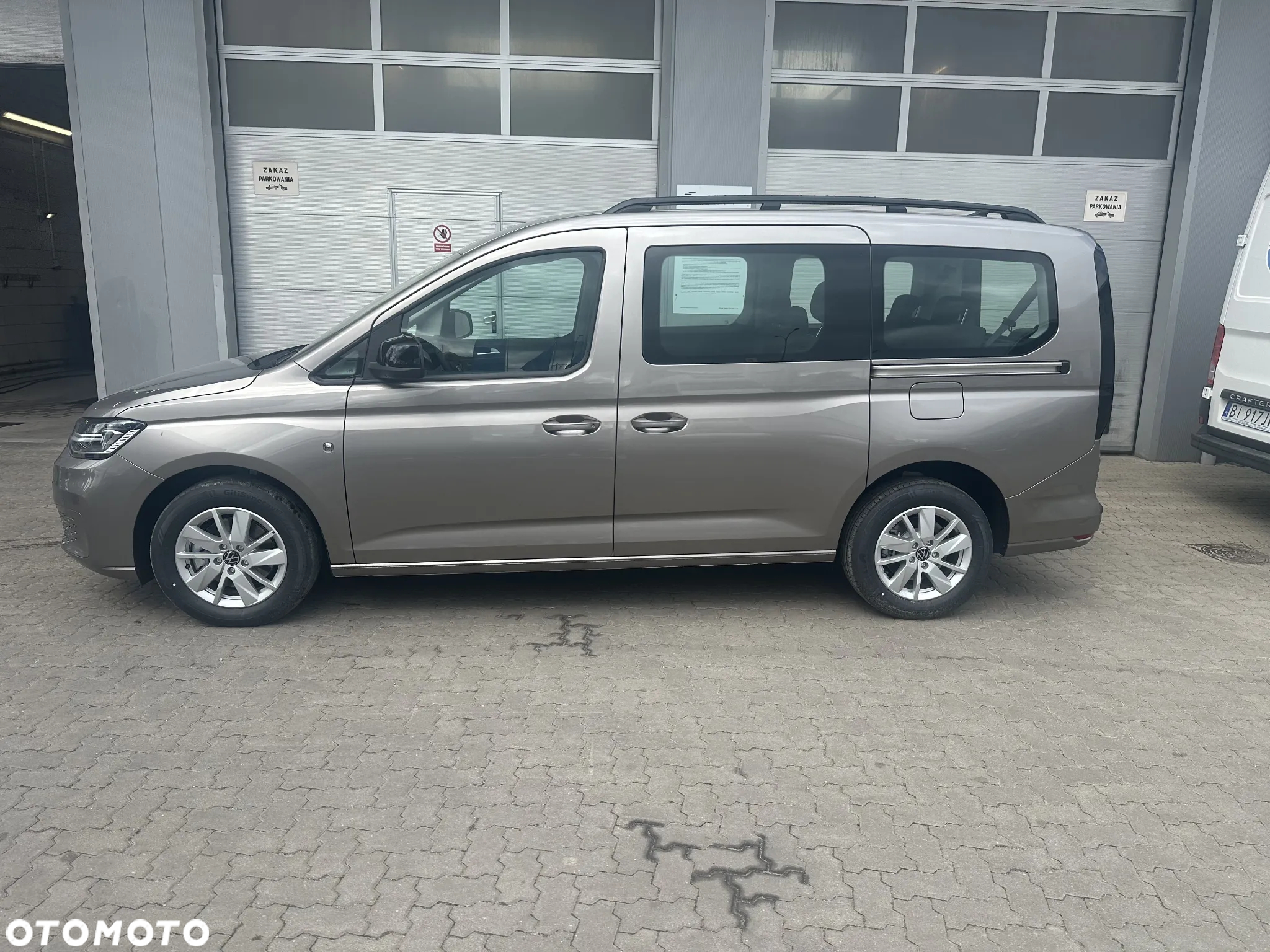 Volkswagen Caddy Maxi 2.0 TDI Life DSG - 2