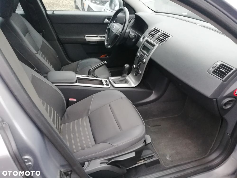 Volvo V50 1.6D DPF Momentum - 22