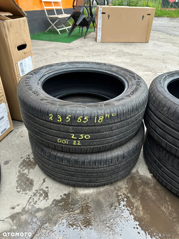235/55x18 Continental