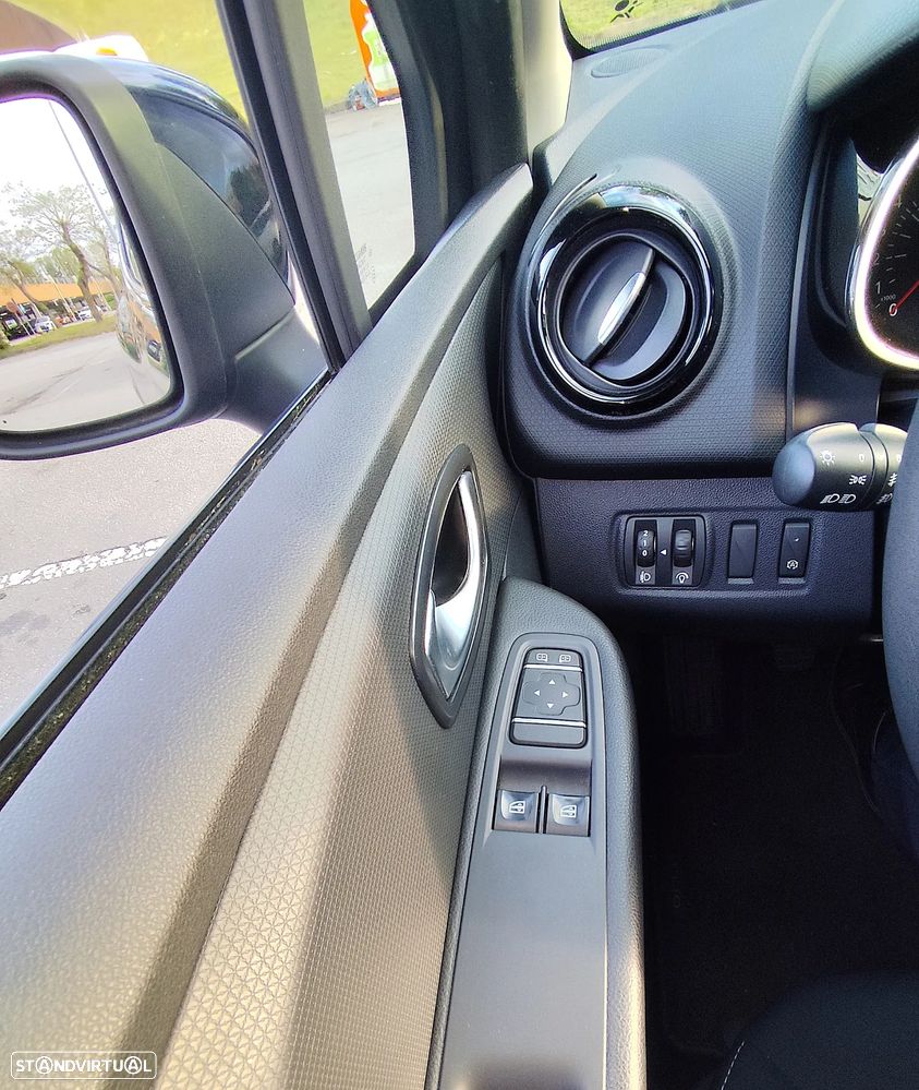 Renault Clio 0.9 TCe Limited - 13