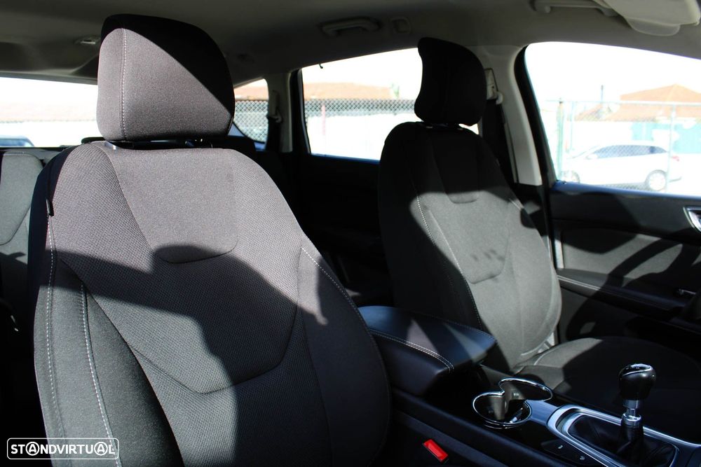 Ford S-Max 2.0 TDCi Titanium - 60