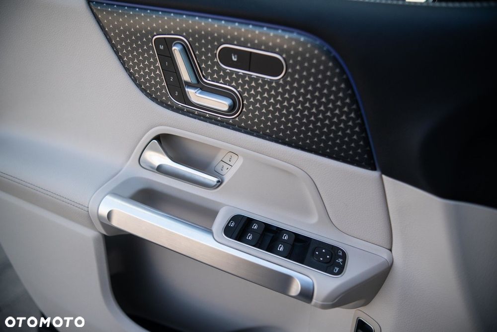 Mercedes-Benz GLB 200 Progressive 7G-DCT - 8