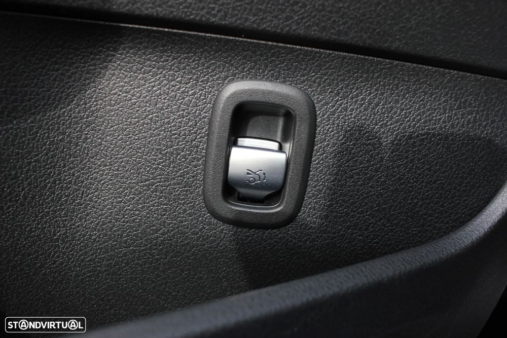 Mercedes-Benz C 220 d AMG Line - 16