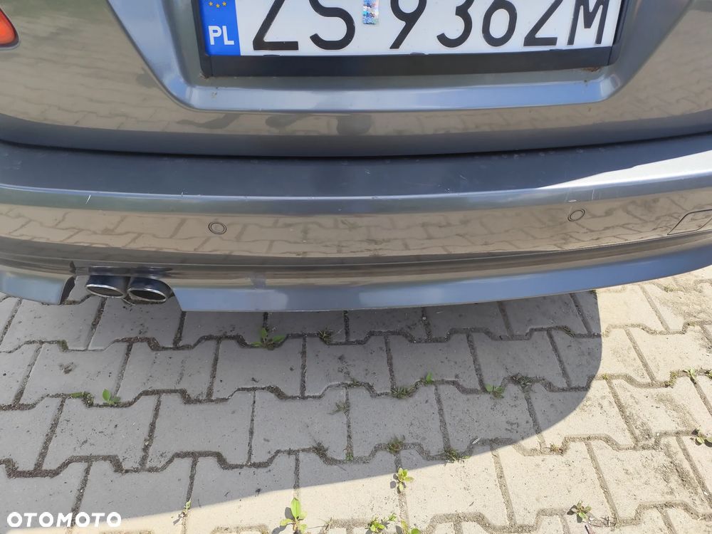 BMW Seria 5 525d - 17