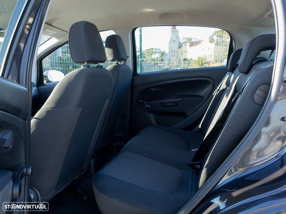 Fiat Punto 1.2 Lounge S&S - 10