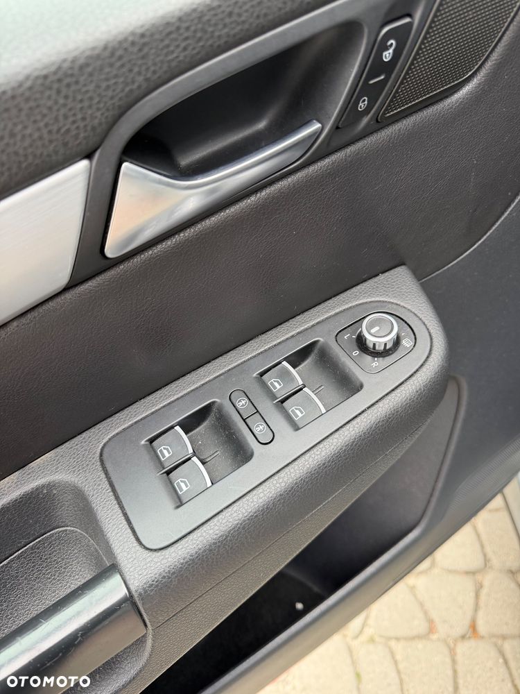 Volkswagen Sharan 2.0 TDI DSG BlueMotion Technology Life - 24