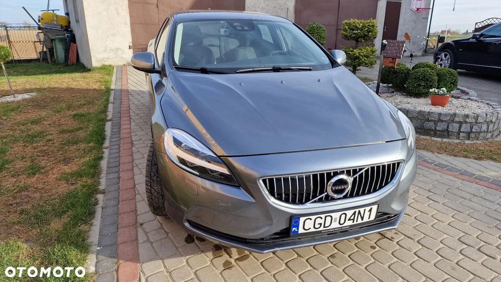 Volvo V40 D2 Geartronic Momentum - 9