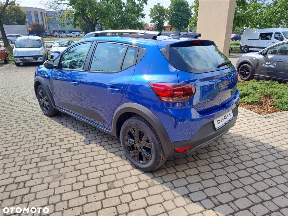 Dacia Sandero - 4