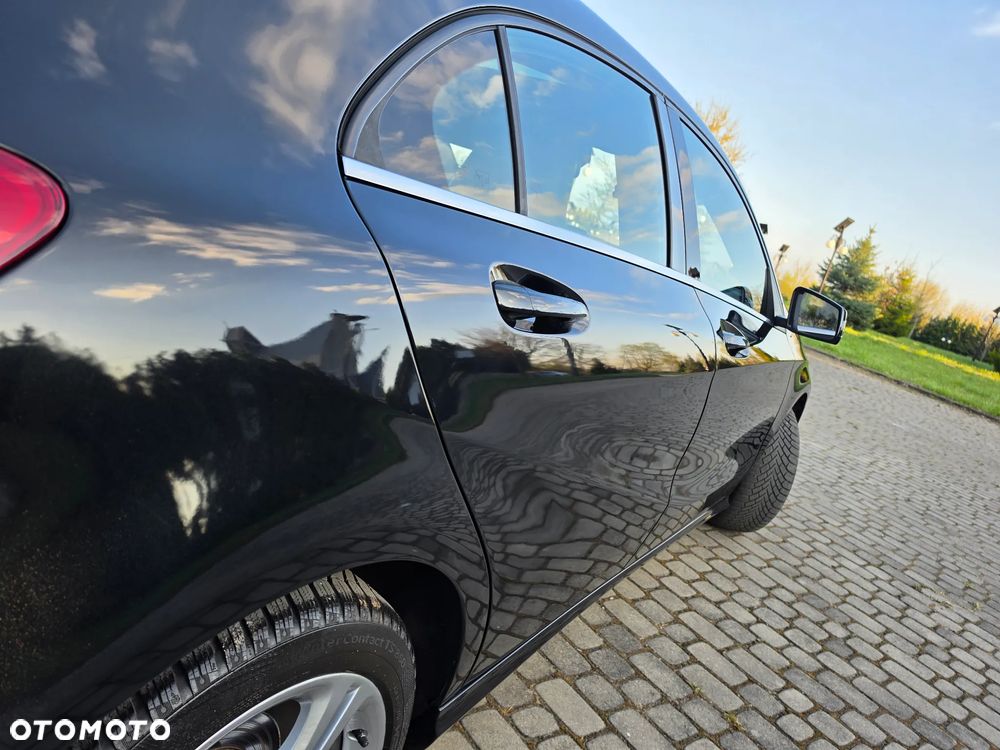 Mercedes-Benz Klasa A 200 CDI (BlueEFFICIENCY) Style - 8