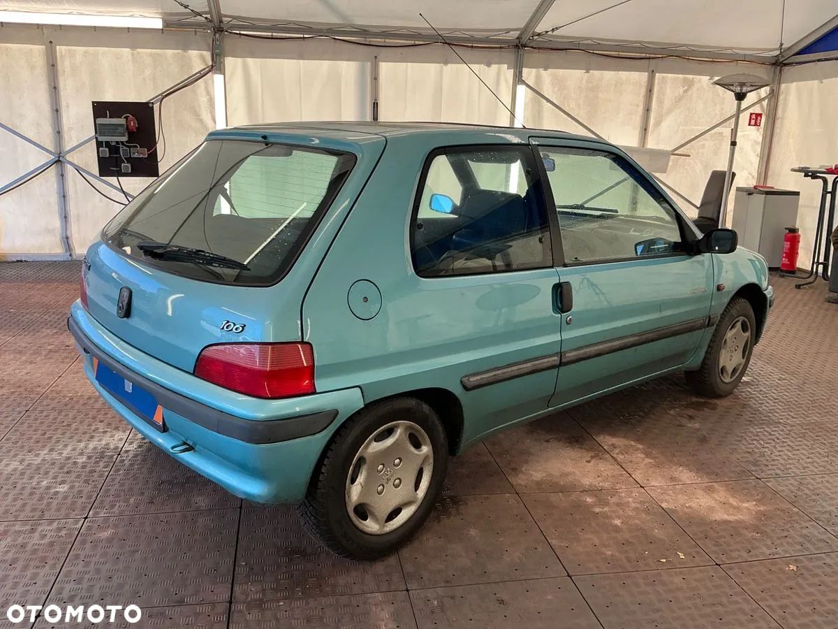 Peugeot 106 - 1