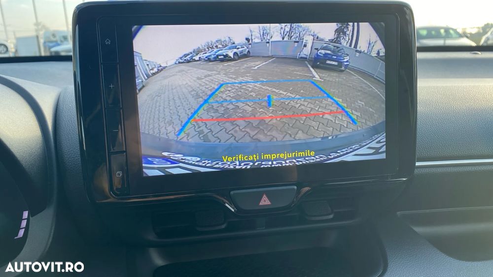 Toyota Yaris 1.5 VVT-i HSD Dynamic - 20