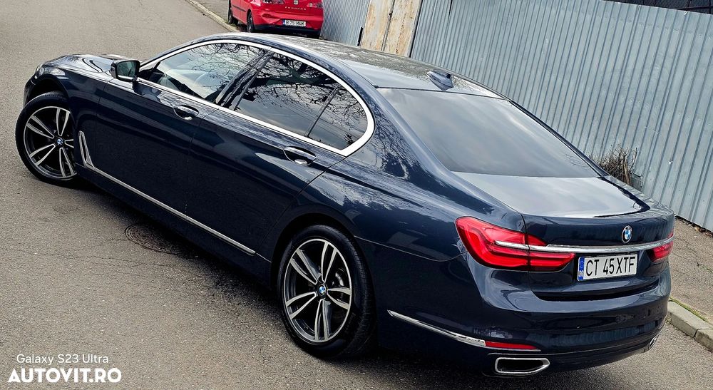 BMW Seria 7 730d xDrive - 22