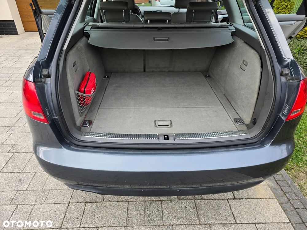 Audi A4 Avant 2.0 TDI - 7
