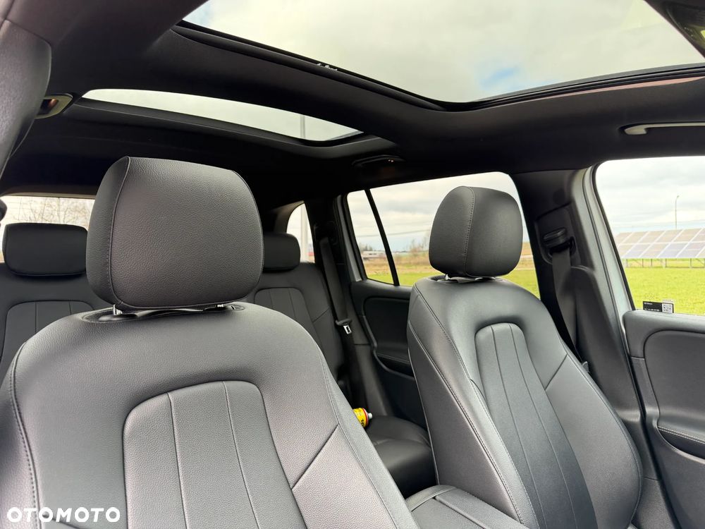 Mercedes-Benz GLB 200 Progressive 7G-DCT - 30