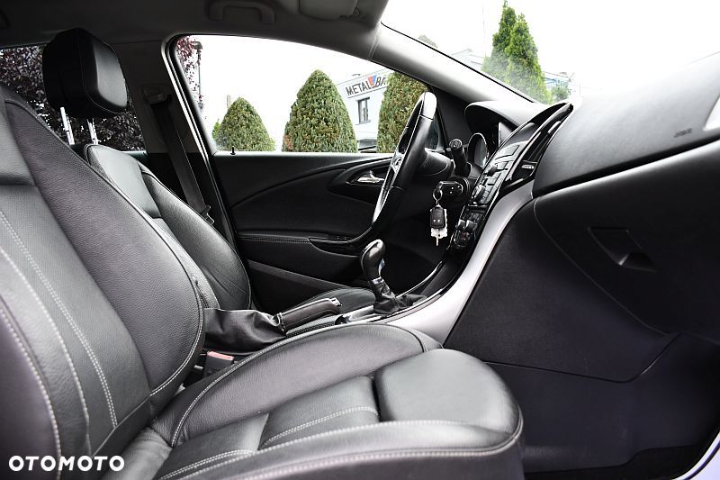 Opel Astra 1.4 T Cosmo - 7