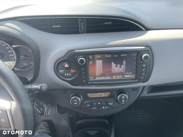 Toyota Yaris 1.33 Premium MS - 13