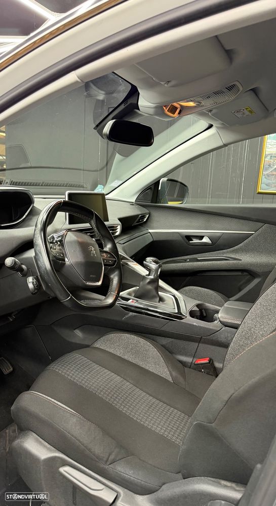 Peugeot 3008 PureTech 130 Stop & Start GPF Active Business-Pack - 10