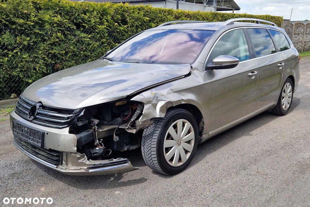 Volkswagen Passat 2.0 TDI Highline DSG - 4