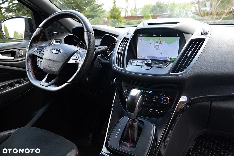 Ford Kuga 1.5 EcoBoost 2x4 ST-Line - 30