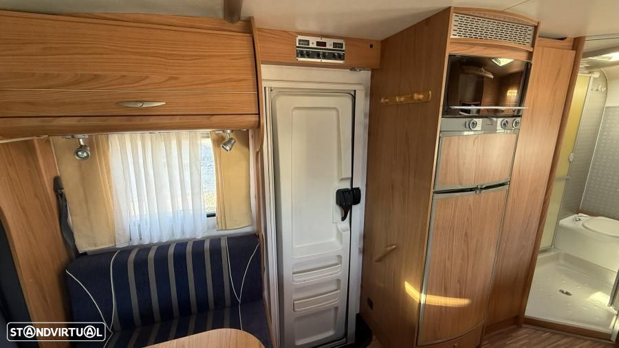Burstner Privilége T630 cama francesa - 18