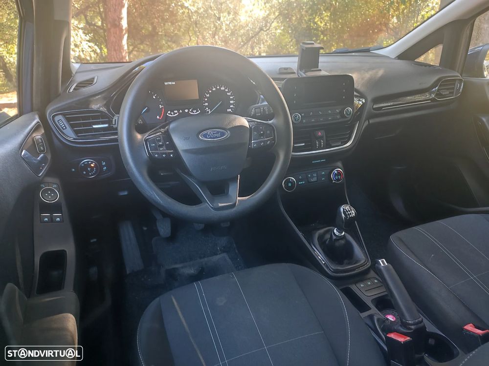 Ford Fiesta 1.5 TDCi Active - 9