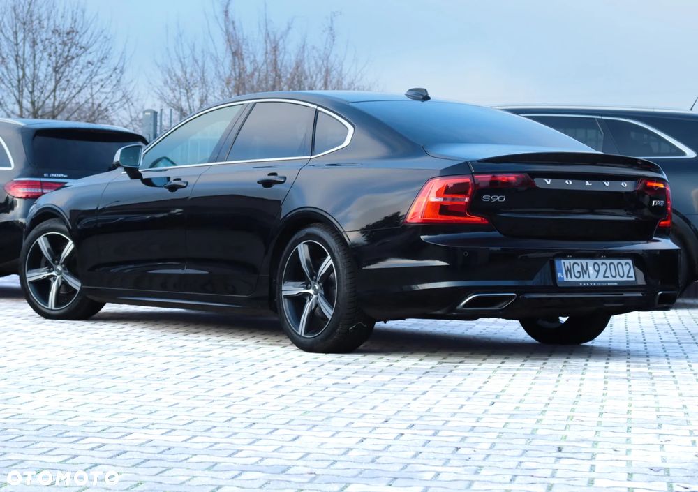 Volvo S90 D3 R-Design - 35