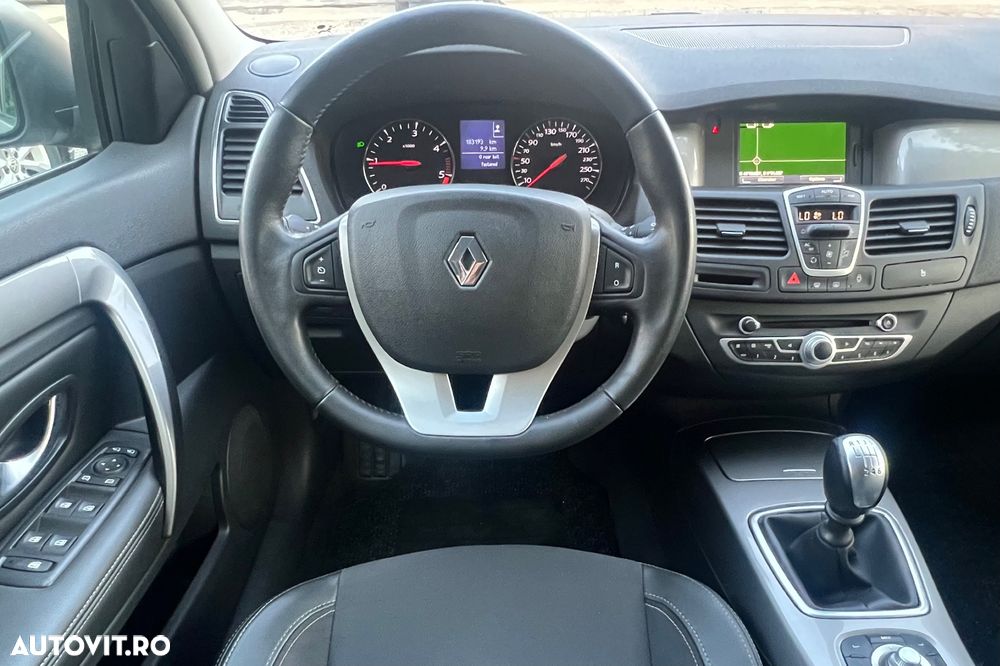 Renault Laguna dCi 110 FAP Dynamique - 4