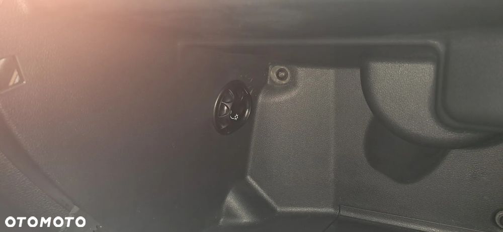 Volkswagen Polo 1.4 DSG Team - 10