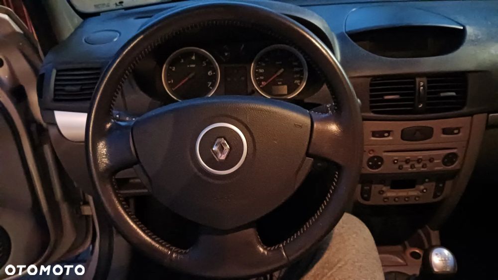 Renault Thalia - 8