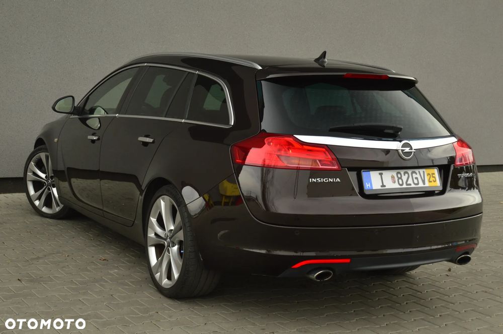 Opel Insignia 2.0 Turbo 4x4 Automatik Design Edition - 5