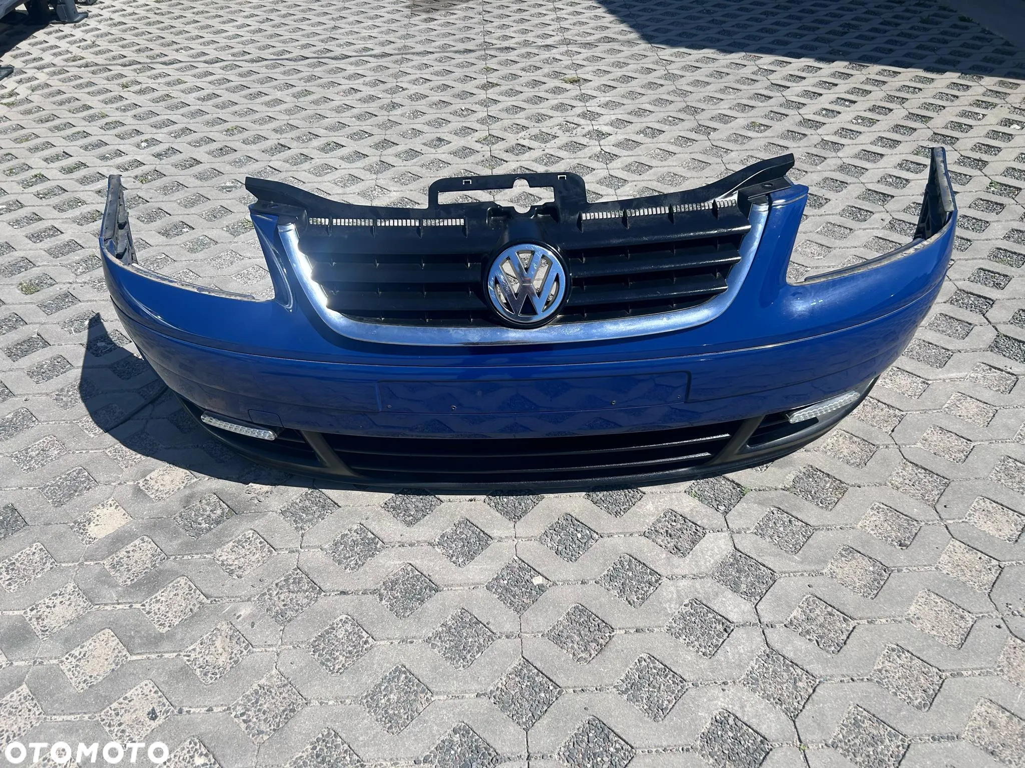VW Touran I Zderzak przód przedni kompletny grill LL5M Ładny - 2