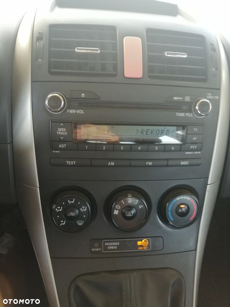 Toyota Auris 1.4 VVT-i Luna - 20