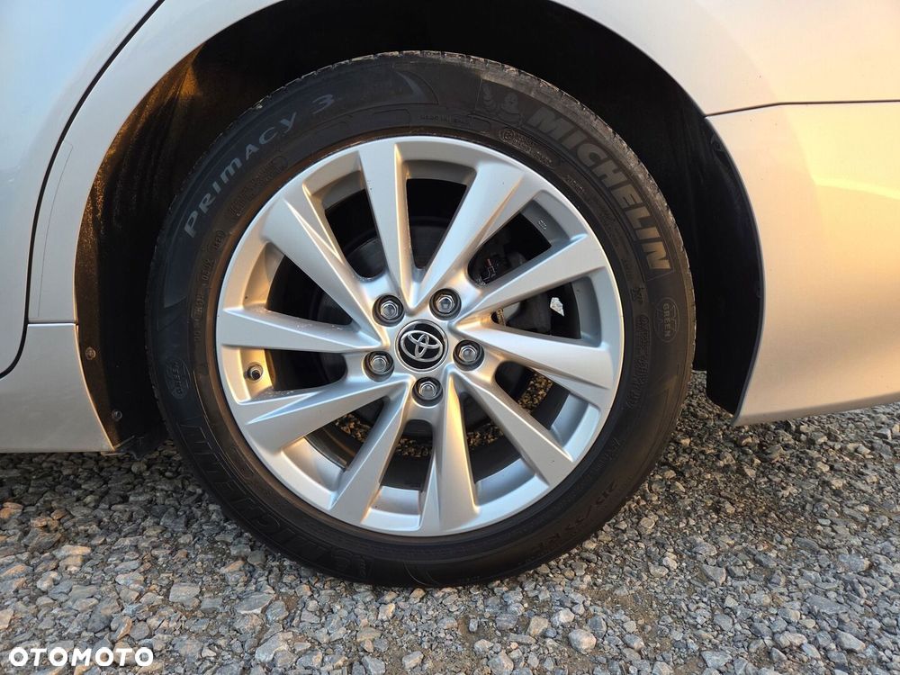 Toyota Camry 2.5 Hybrid Comfort CVT - 17